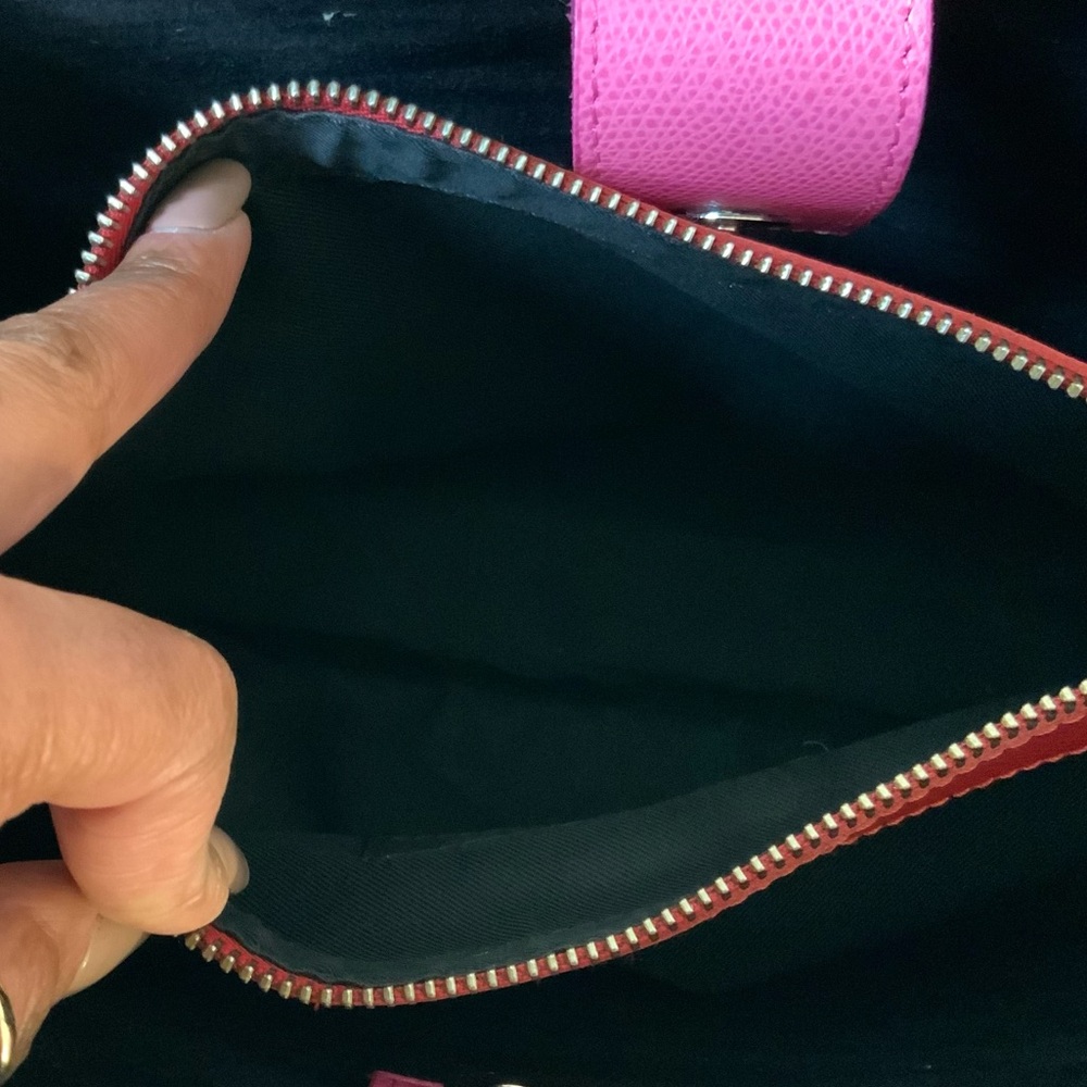 Figus Designer Women’s Red/Pink Leather Handbag - Picture 8 of 13